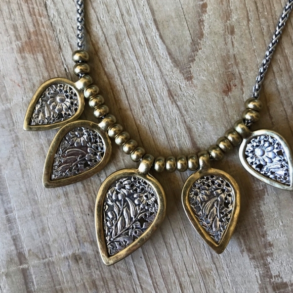 Lucky Brand / Two-Tone Turquoise Stone Necklace - Picture 2 of 4